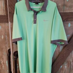 Nike Tiger Woods Men's Green Golf Polo with Gray Accents